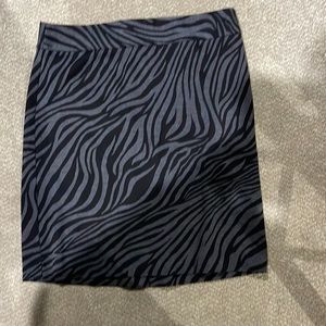 Skirt by studio work size 12 black and gray